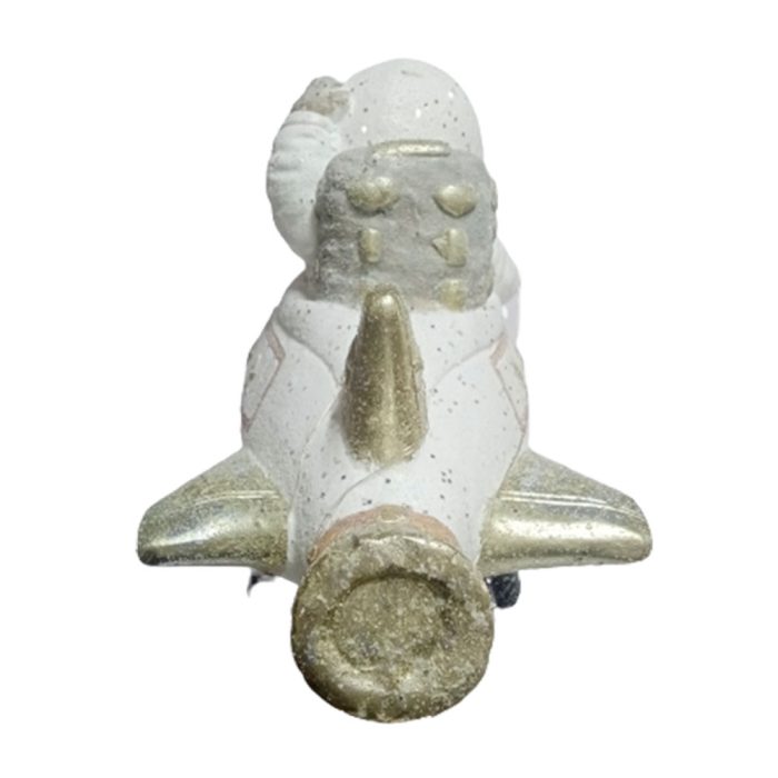 Figura de niño sobre - Image 4