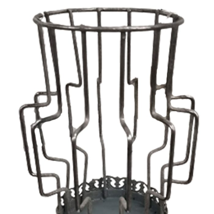Candelabro de metal plateado - Image 3