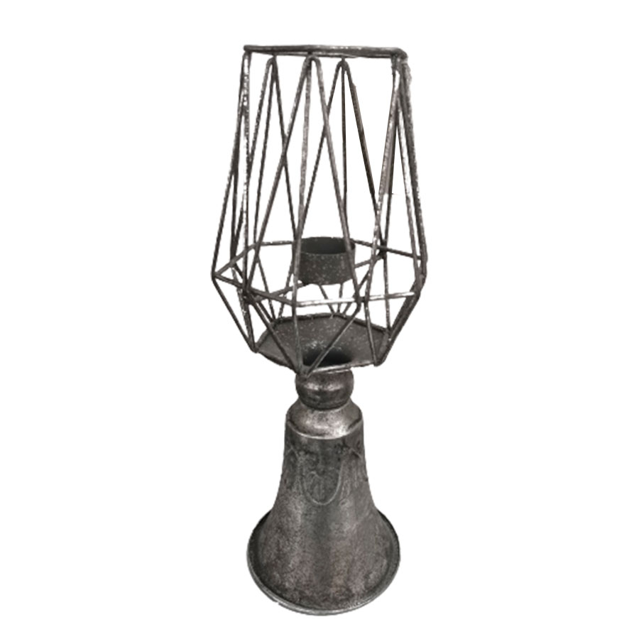 Candelabro de metal plateado - Galerías el Triunfo - 074072300253