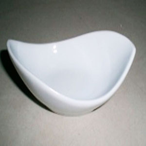 Platito de porcelana blanca - Galerías el Triunfo - 090007046231
