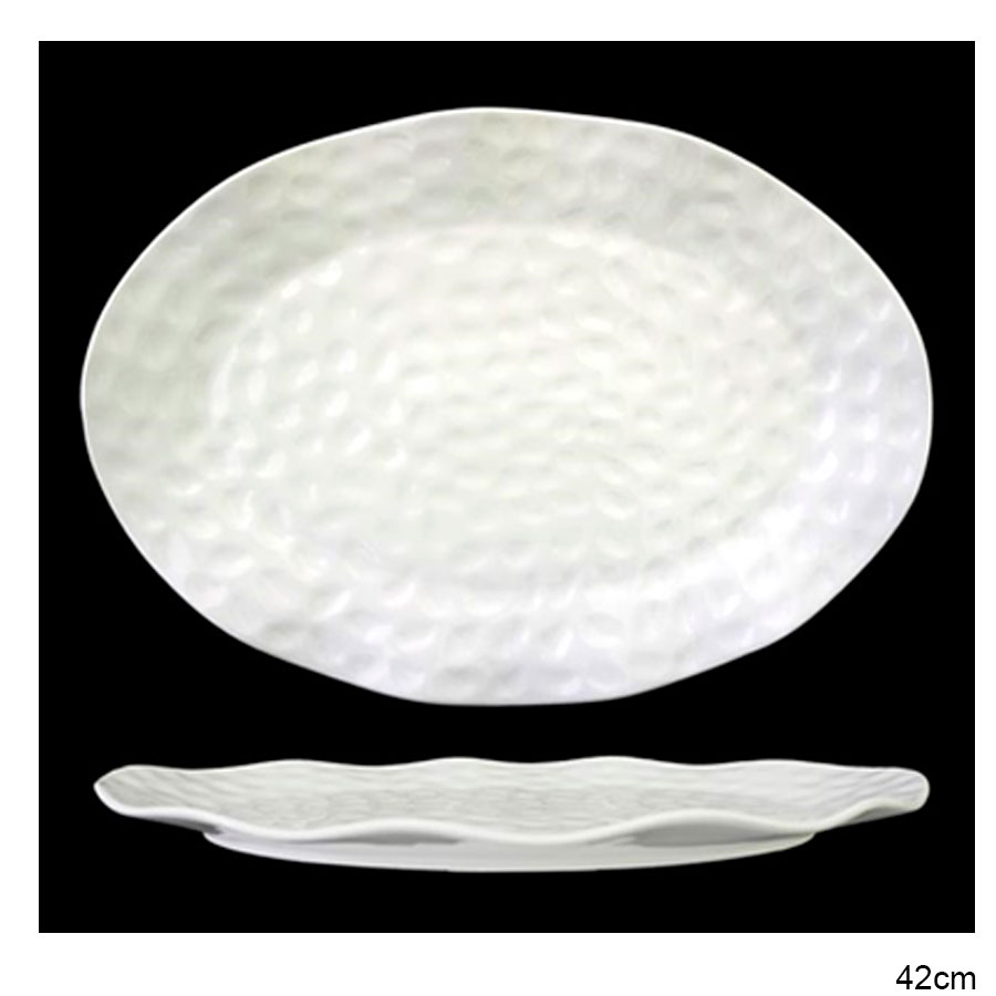 Plato de porcelana blanca - Galerías el Triunfo - 090307370386