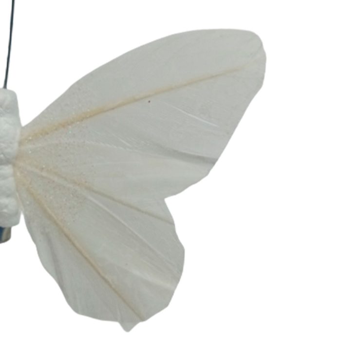 Mariposa blanca con pinza - Image 5