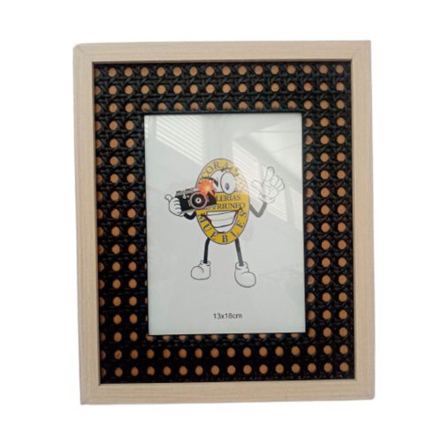 Portarretrato de madera - Galerías el Triunfo - 211012528147