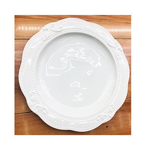 Plato de ceramica blanco - Galerías el Triunfo - 221001736565