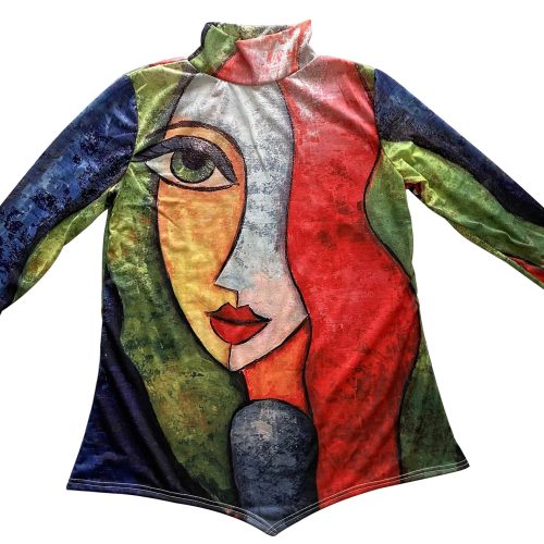 Blusa con diseño rostro - Galerías el Triunfo - 291001736078