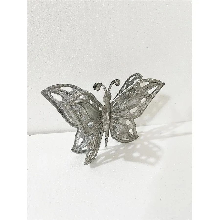 Mariposa de metal - Galerías el Triunfo - 074072300577
