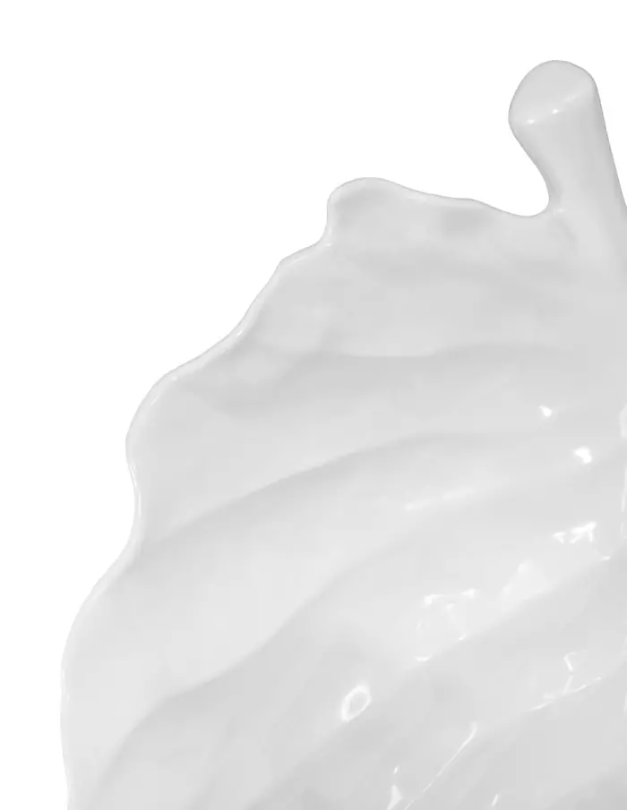 Plato de melamina diseño hoja blanco de 31x24x1.4cm - Image 3