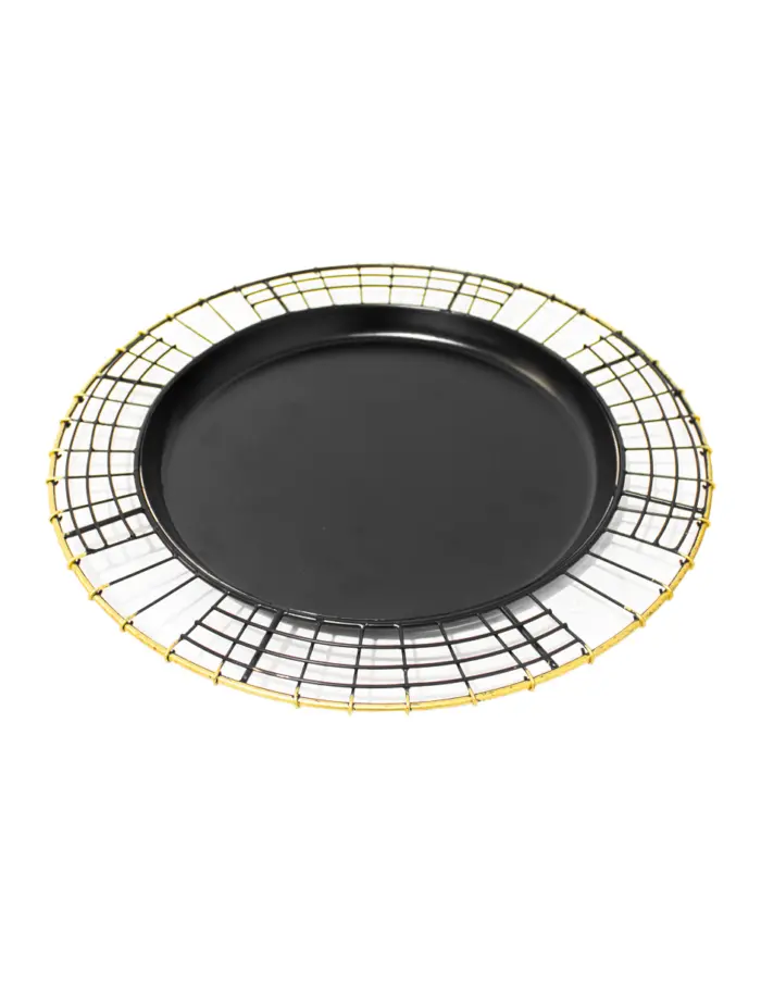 Plato de metal tejido negro con orilla dorada de 1.5x36cm - Image 2