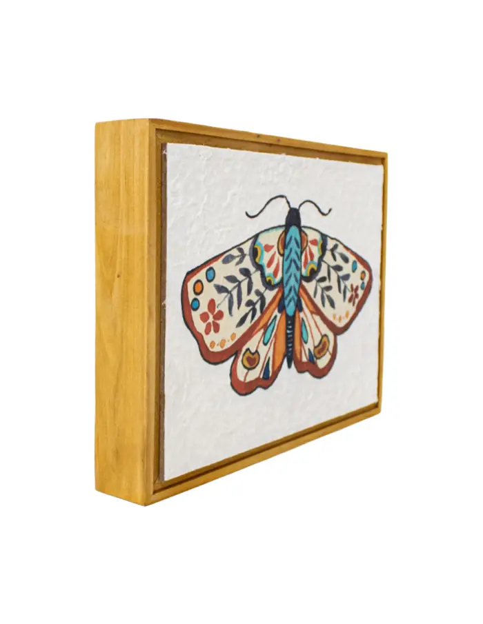 Cuadro de madera diseño mariposa azul con tonos rojos de 26.2x4x20.2cm - Image 2