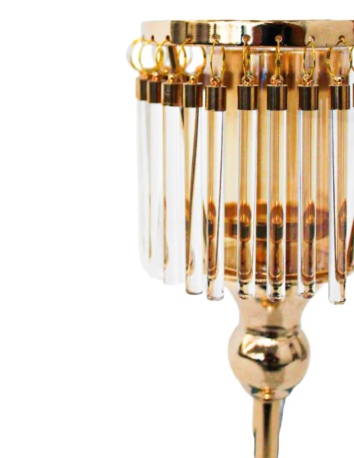 Candelabro de metal dorado con barras de vidrio de 10x10x27cm - Image 3