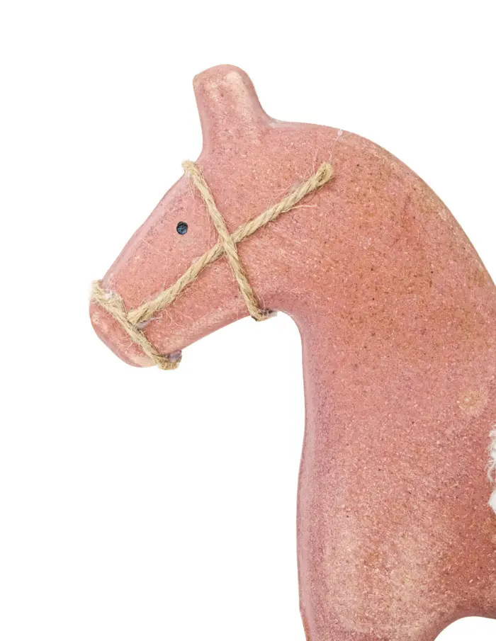 Caballo rosa sobre ruedas de madera - Image 3