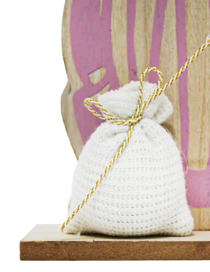 Gnomo narizón de madera rosa de 18x40x6cm - Image 4