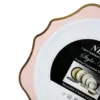 Juego de 3 platos blancos con orilla ondulada rosa con dorado de plastico de 25cm - Image 3
