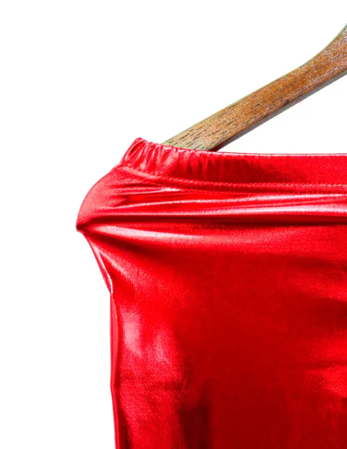 Pantalón metálico rojo talla S de 32x90x0.1cm - Image 2
