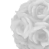 Vela decorativa diseño bola de rosas blancas de 6.5x6.5x5.2cm - Image 3