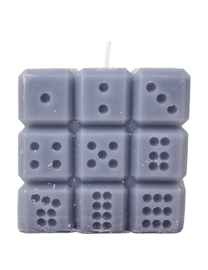 Vela decorativa diseño dado azul acero de 6.5x6.5x7cm - Image 2