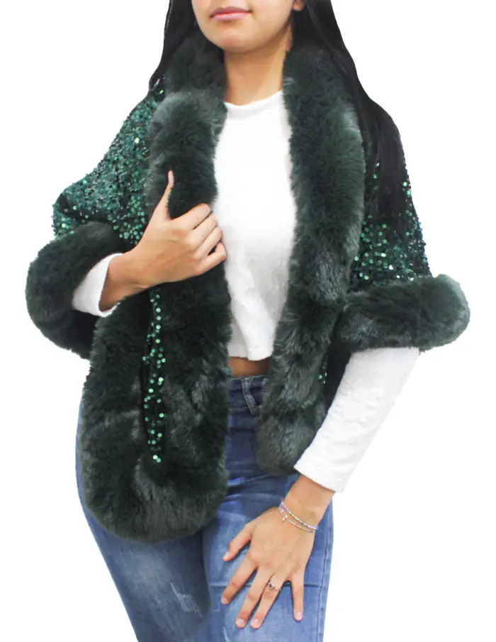 Capa de invierno verde con orilla de peluche y lentejuelas de 80x70x0.1cm - Image 2