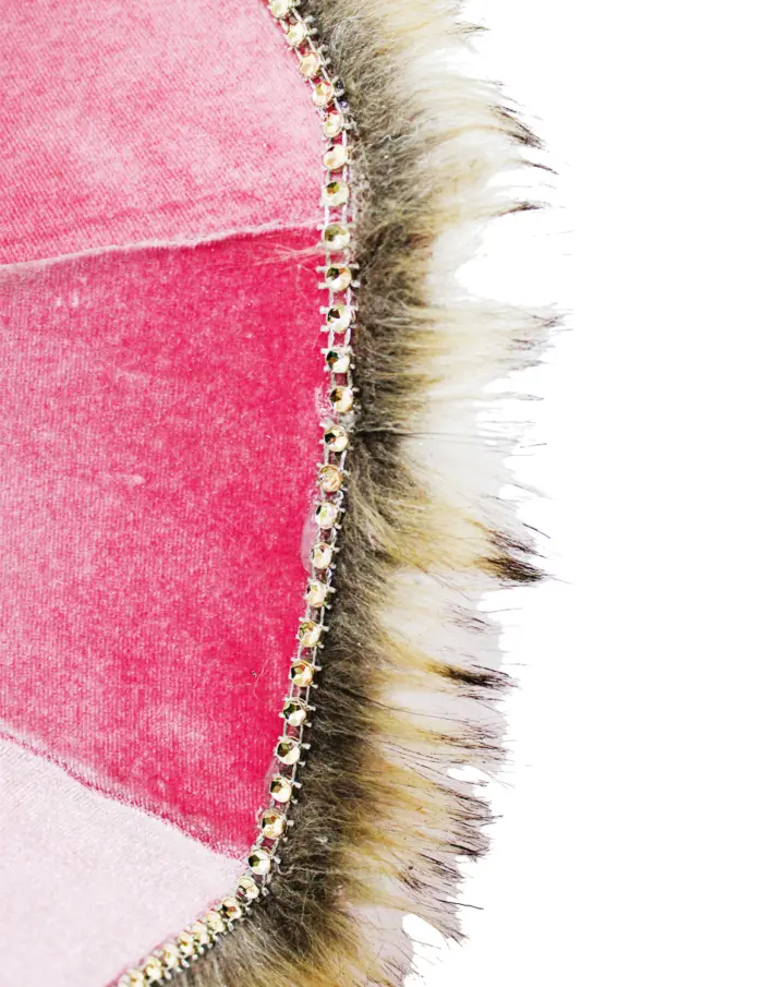 Paraguas decorativo de terciopelo rosa con beige y pedreria de 27x22cm - Image 3
