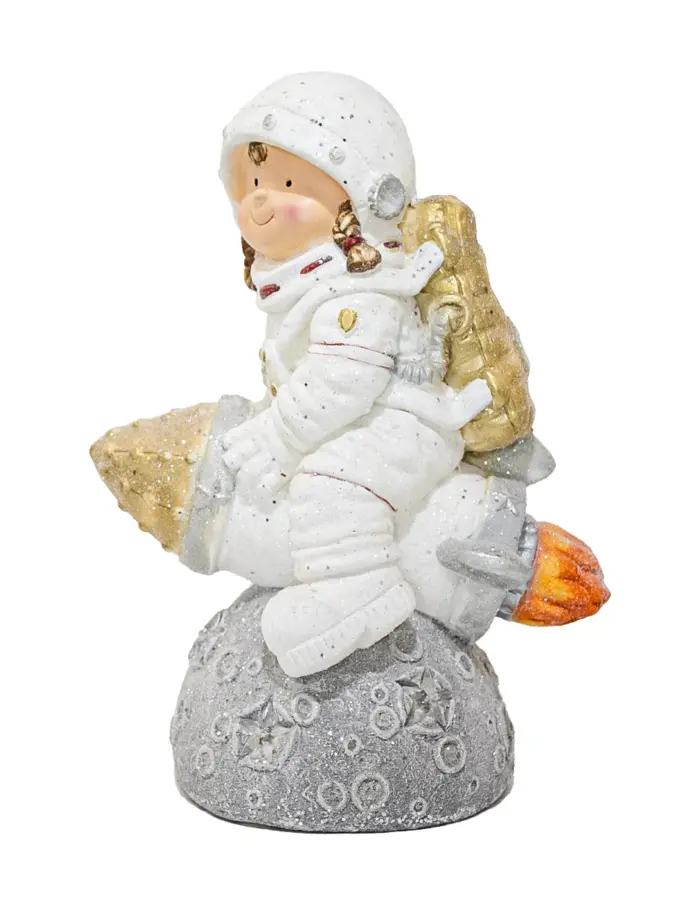 Niña con traje - Image 2