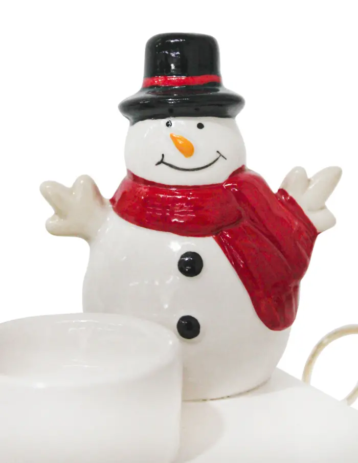 Candelabro en trineo con muñeco de nieve y árbol de navidad de 20.3x9x13.8cm - Image 3
