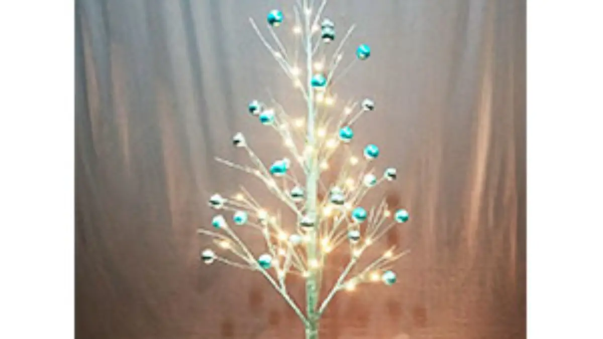 Árbol de Ramas Iluminadas, image size:1200x675