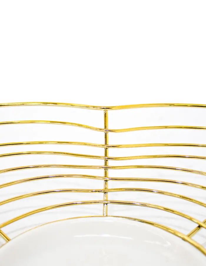 Frutero de metal dorado - Image 3