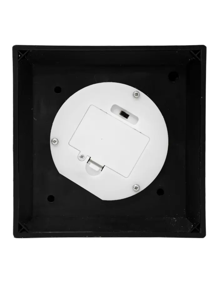 Linterna de plastico con esqueleto y luz (usa baterias AAA) de 14x14x34cm - Image 4