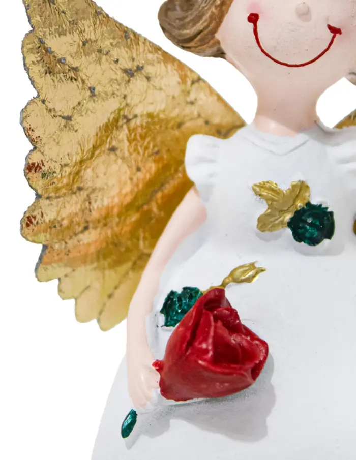 Ángel con botas y alas doradas y flores rojas de 8x6x14cm - Image 4