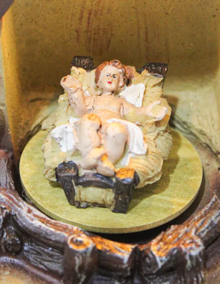 Nacimiento con Ángel de Luz y Sonido - Image 3