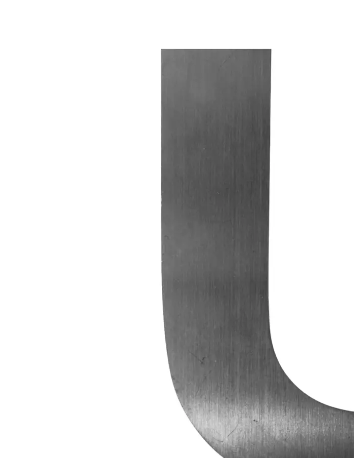 Letra U de acero de 15cm - Image 2