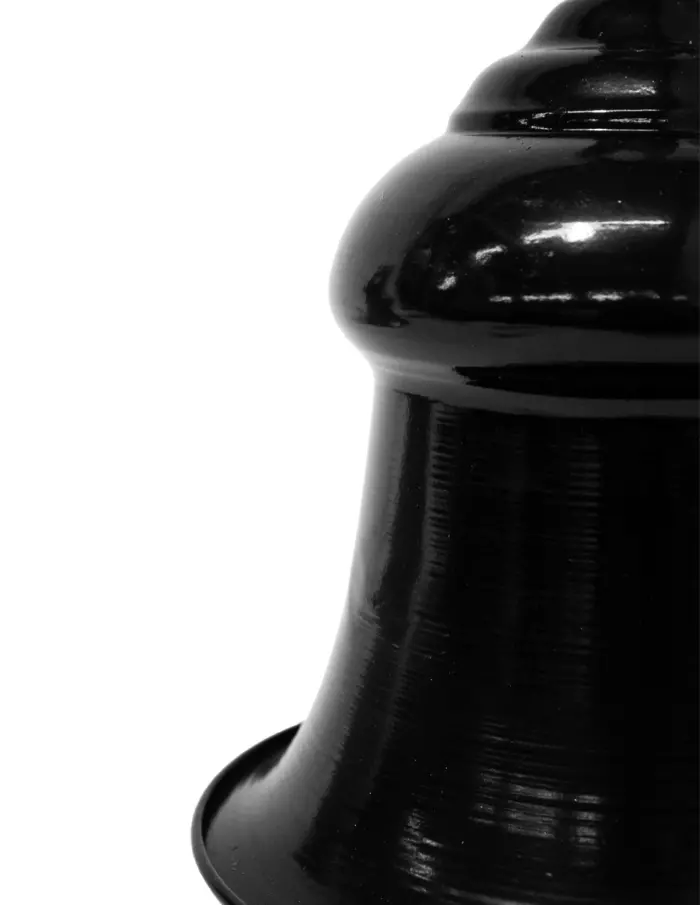 Campana de metal negro de 22.5x30cm - Image 2