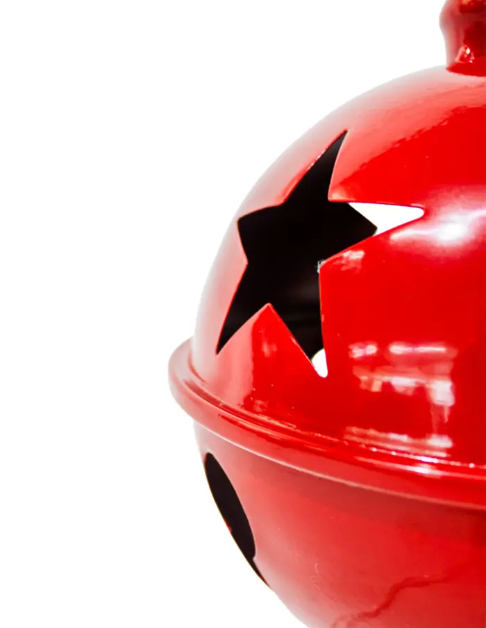 Cascabel rojo con estrellas perforadas de 21x29cm - Image 2