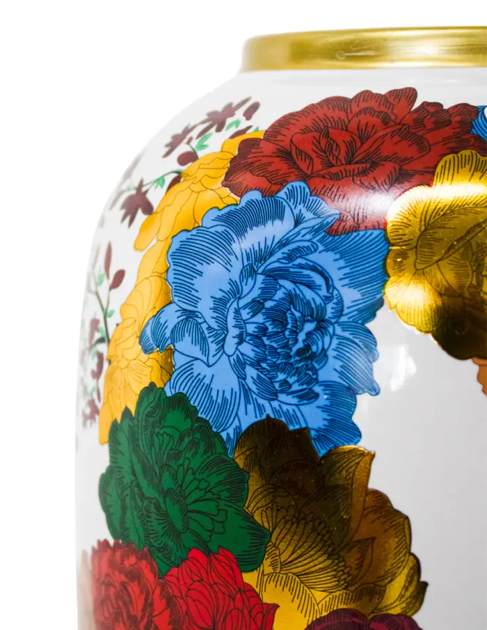 Florero de porcelana diseño tibor blanco con caballo de colores de 16.5x16.5x27.2cm - Image 3