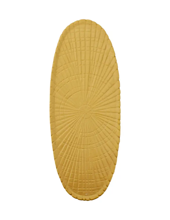 Charola oval de metal mostaza de 41x15.5x1cm - Image 3