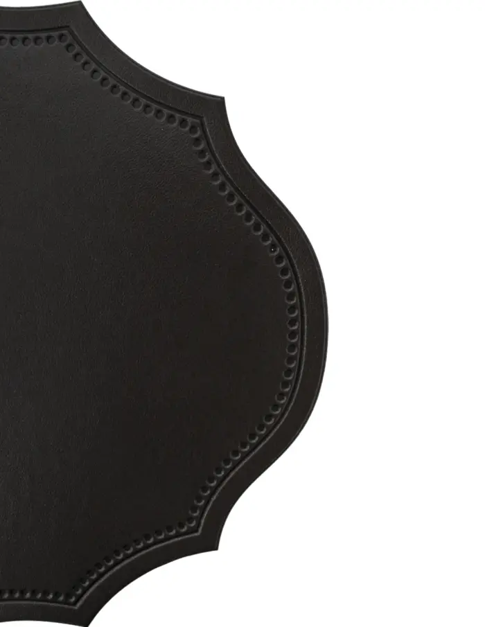 Mantel de plastico ovalado negro de 30x45x0.1cm - Image 3