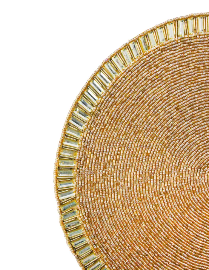 Mantel individual bordado de chaquiras doradas de 35cm - Image 3