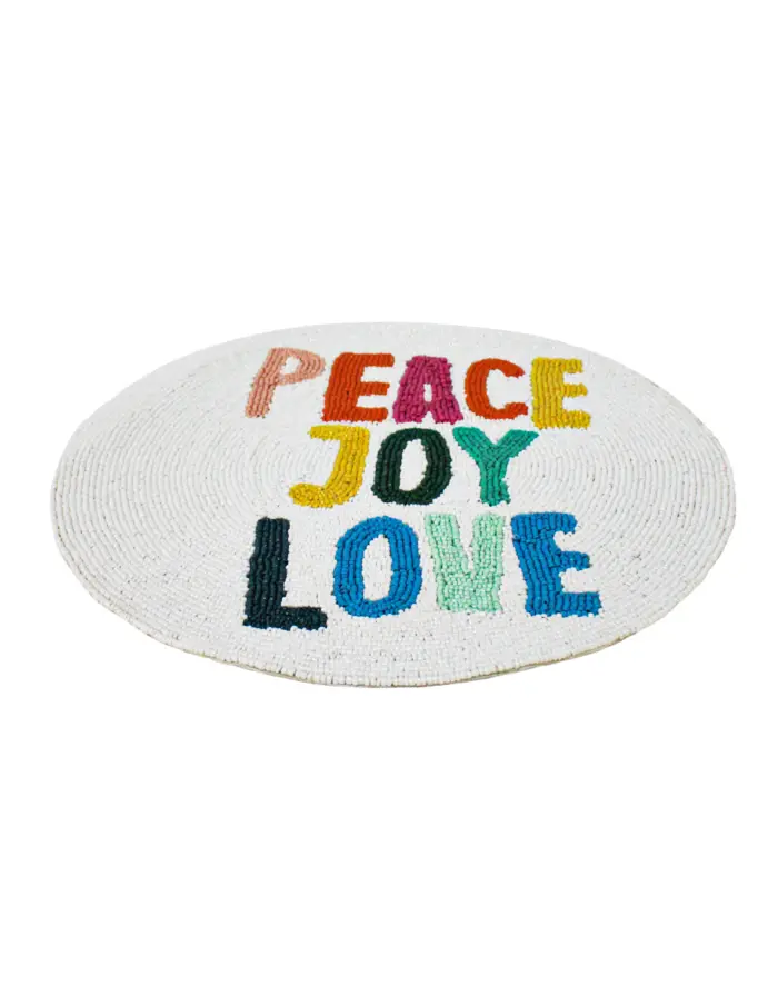 Mantel individual bordado de chaquiras con leyenda PEACE JOY LOVE de 35cm - Image 2