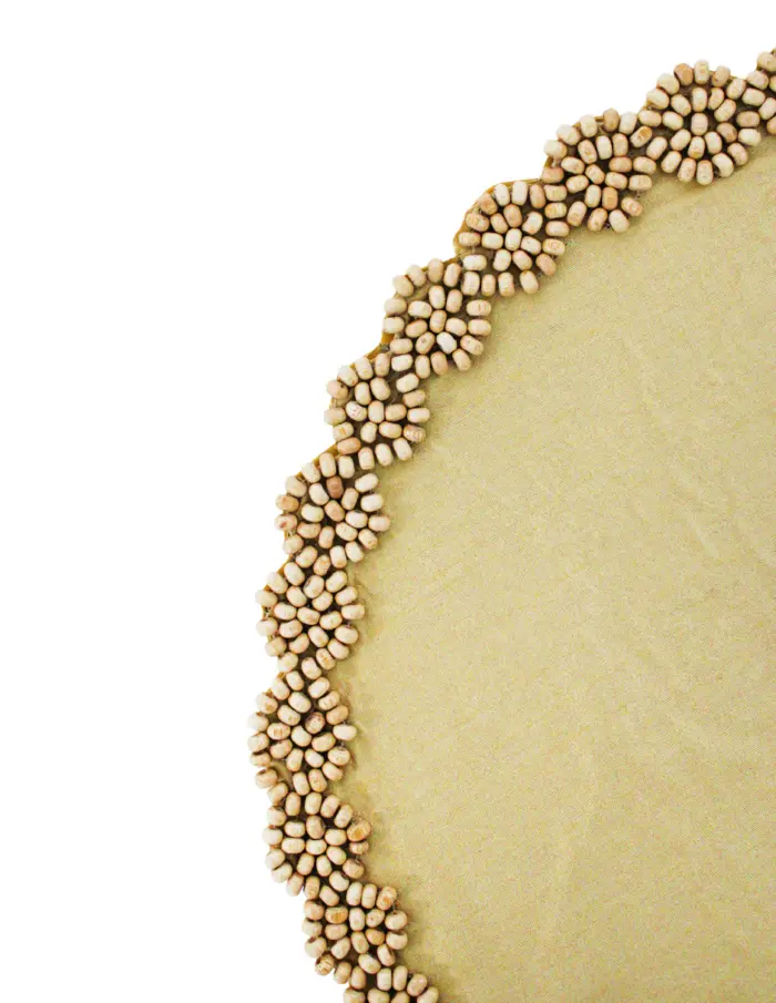 Mantel individual de yute con cuentas de maderade 35cm - Image 3