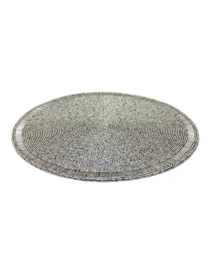 Mantel individual bordado de chaquiras humo de 35cm - Image 2