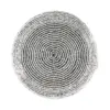 Juego de 4 portavasos bordados de chaquiras plateadas de 10cm - Image 2