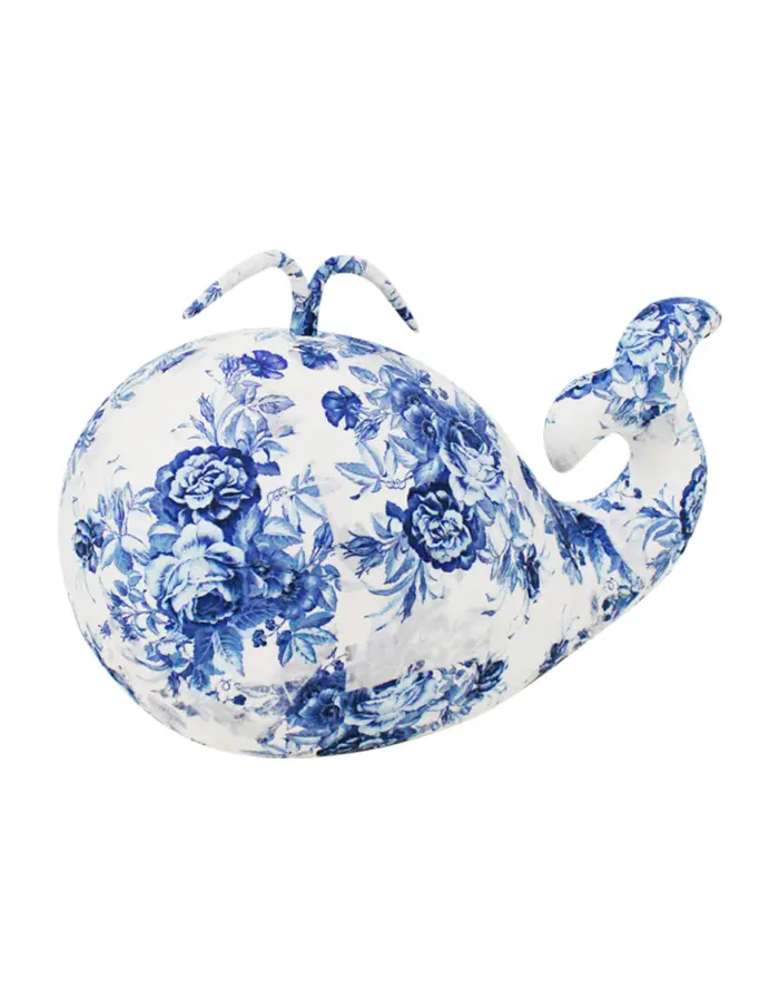 Ballena forrada de papel con flores azules con blanco de 32x17x24cm - Image 2