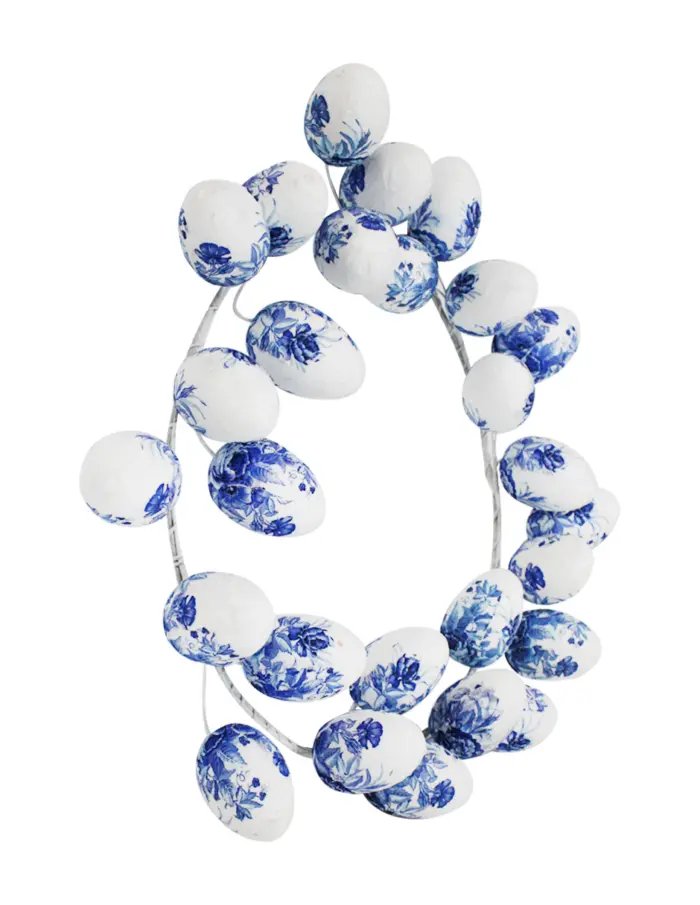 Corona de huevos forrada de papel con flores azul con blanco de 50x50x7cm - Image 2
