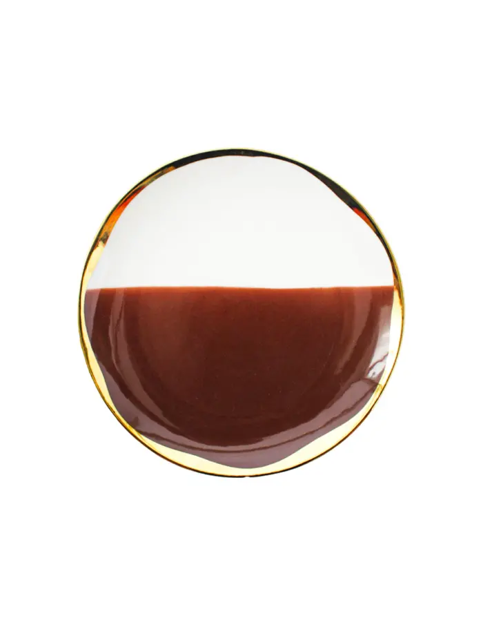 Plato de porcelana café con blanco y orilla dorada de 14.8x14.8x1.4cm - Image 3