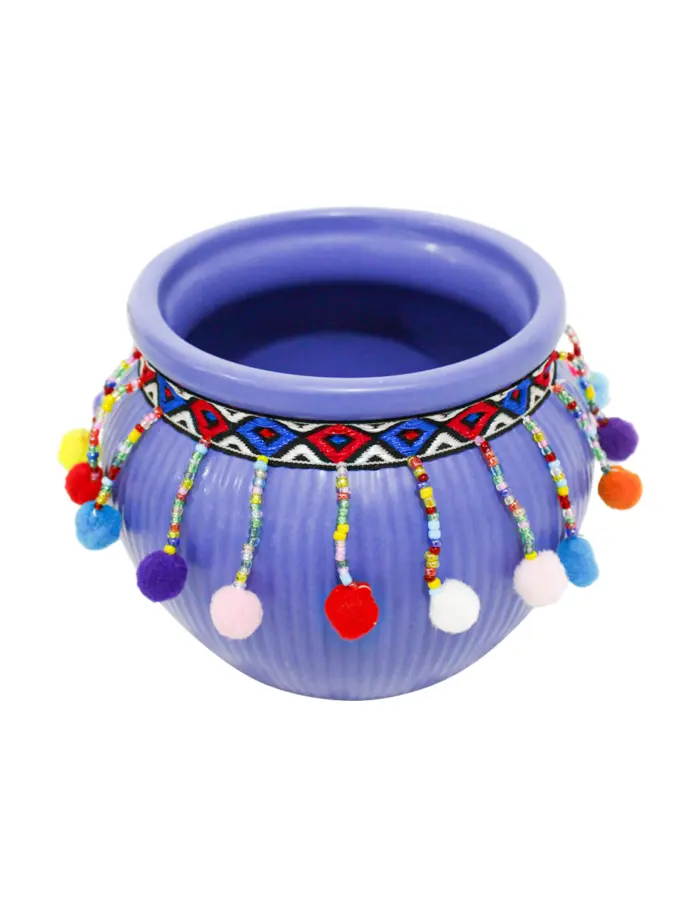 Maceta de ceramica azul con borlas de colores en la orilla de 16.3x13.1cm - Image 2