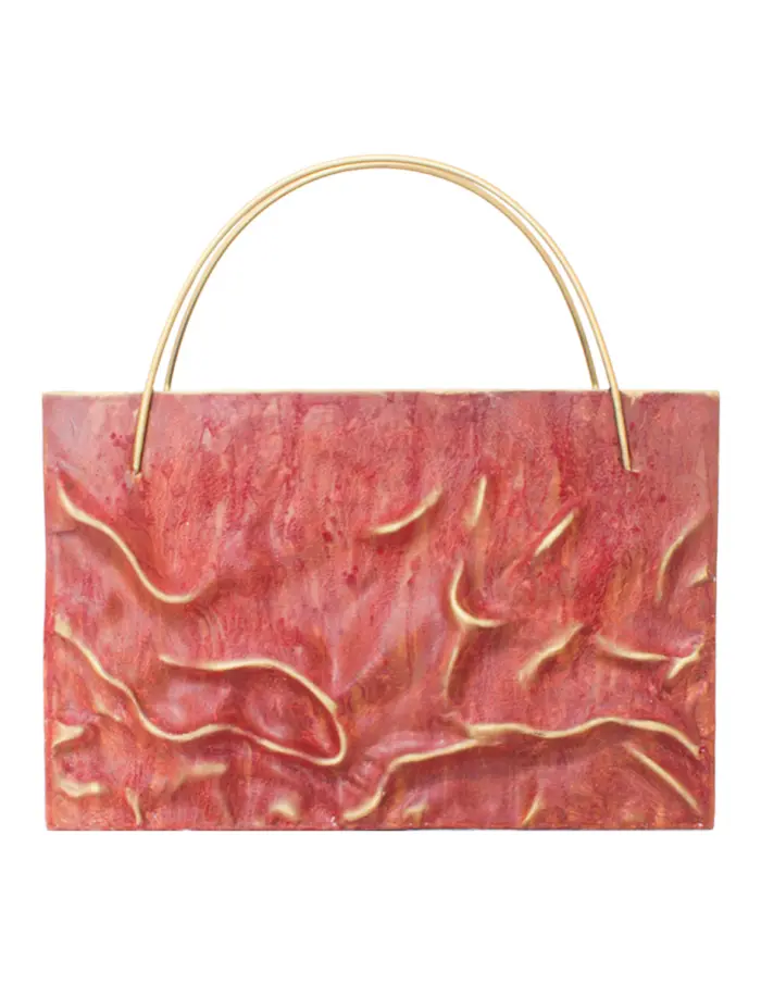 Florero de metal diseño bolsa roja de 38.7x12.1x38.7cm - Image 3
