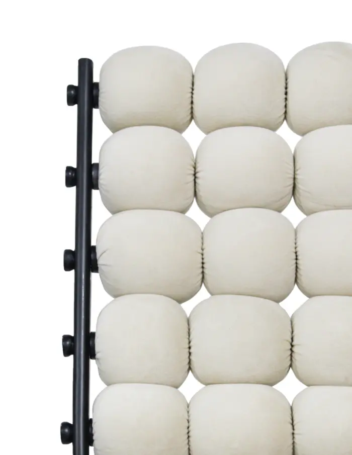 Silla de terciopleo diseño bolas con respaldo cuadrado beige de 51x69x92cm - Image 3