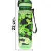 Botella de plástico estampada verde de6.5x6.5x23cm - Image 2