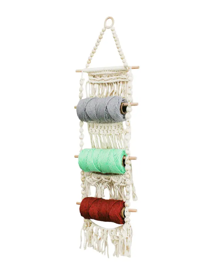 Colgante de macrame con 3 carretes de hilos de colores de 9x30x100cm - Image 2