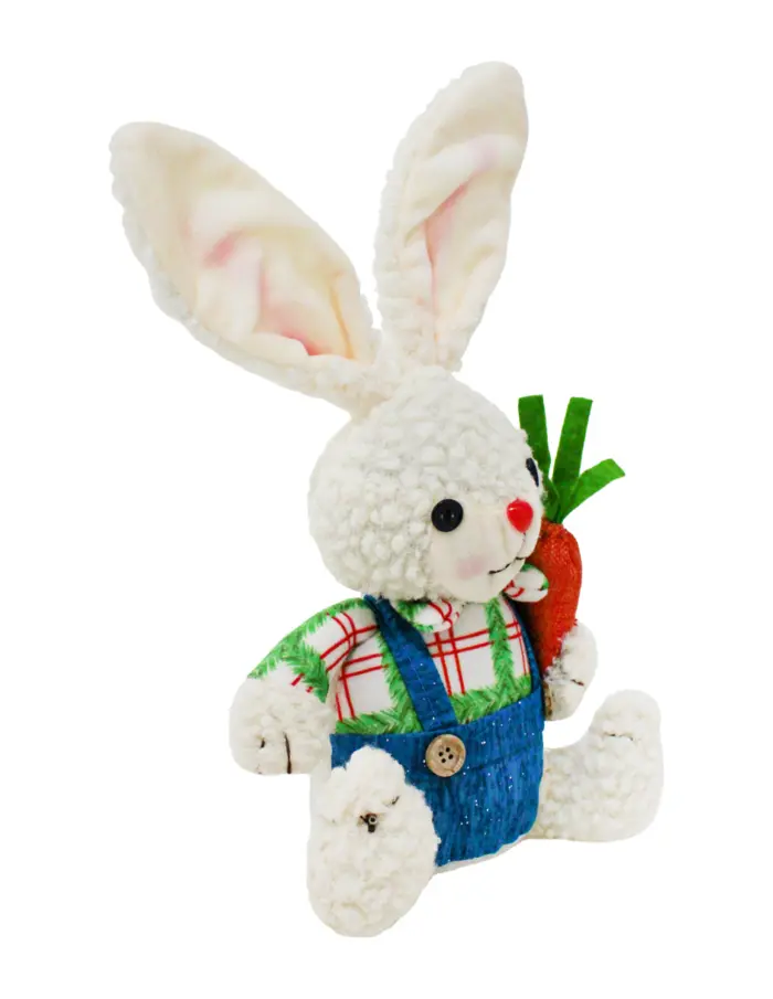 Conejo de tela sentado con short a cuadros verde y camisa azul con zanahoria de 9x19x32cm - Image 2