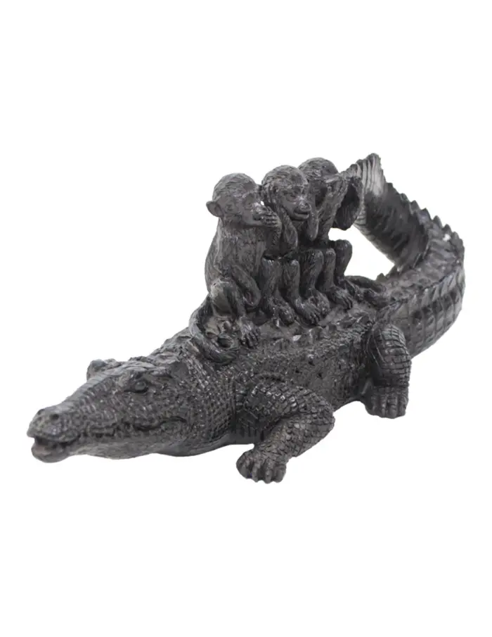 Cocodrilo con chimpancés en la espalda de poliresina de 26.5x9x10cm - Image 3